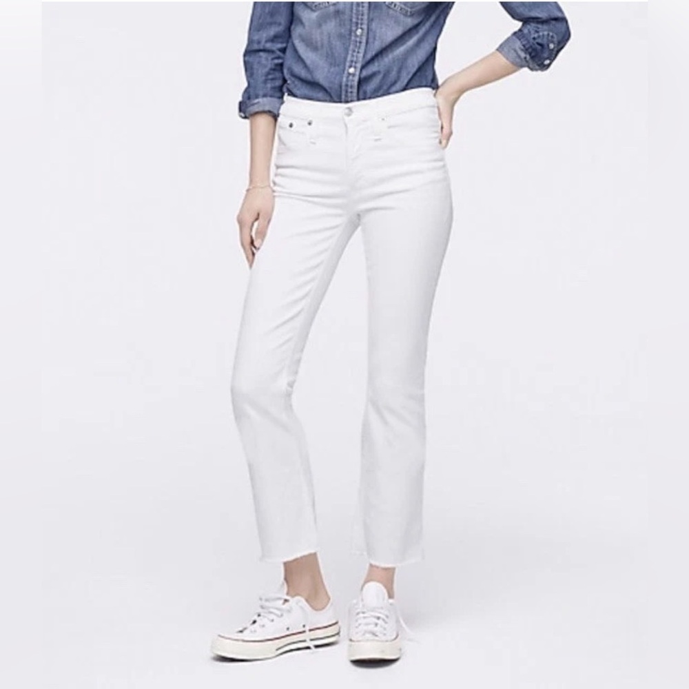 J Crew 9" Mid Rise Billie Demi Boot Crop Jean in White Size 30